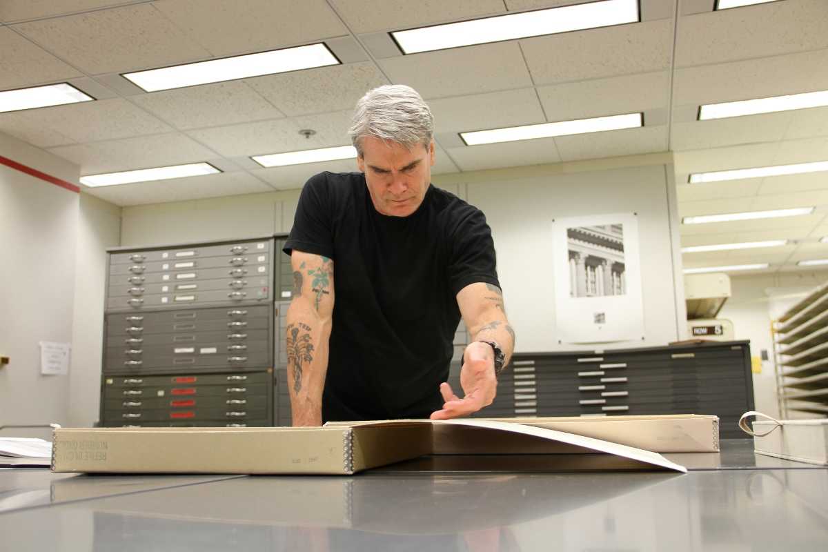 History svela i misteri della storia americana con il musicista punk Henry Rollins | Digitale terrestre: Dtti.it